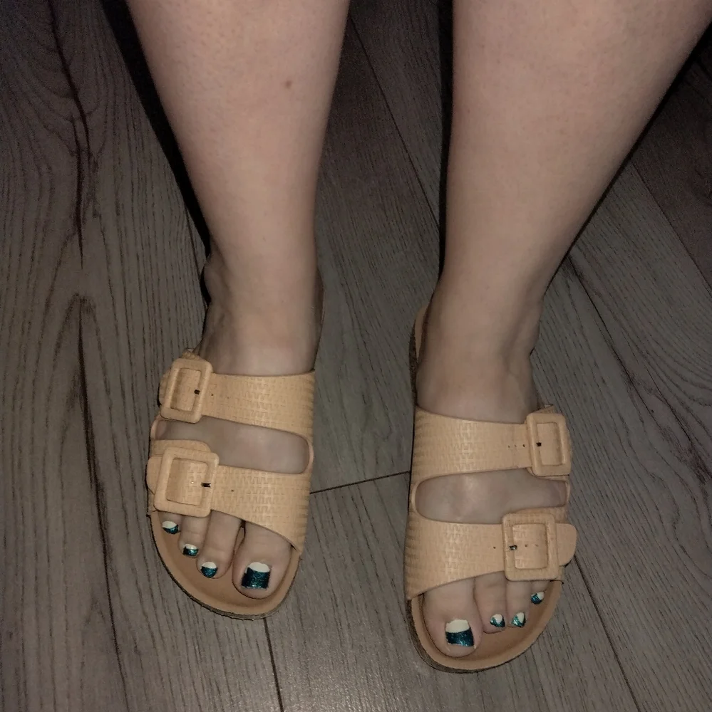 Beige faux raffia adjustable cork bottom Sandal size 8 top moda - Picture 2 of 6
